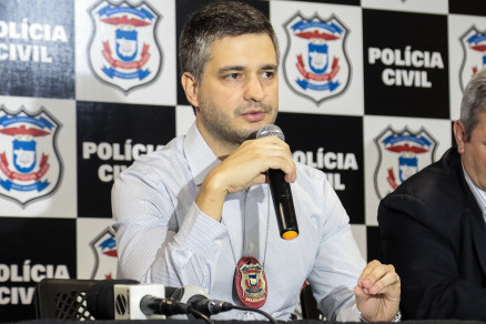 O delegado Adil Pinheiro, que comanda as investigaes
