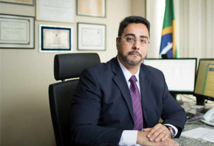Conselheiros analisam 3 reclamaes contra Bretas