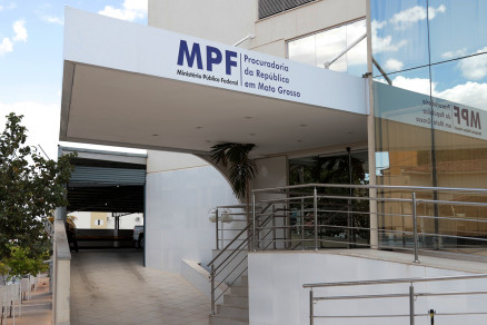 Fachada do Ministrio Pblico Federal, em Cuiab