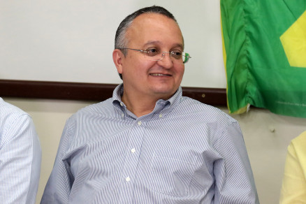 O ex-governador Pedro Taques que � candidato ao Senado Federal