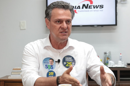 O candidato derrotado, Carlos F�varo, que entrou com a��o contra Selma Arruda