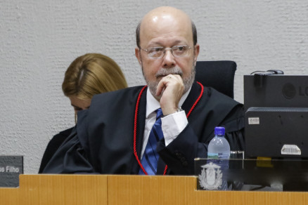 Desembargador Rubens de Oliveira, que preside a Quarta Cmara de Direito Privado