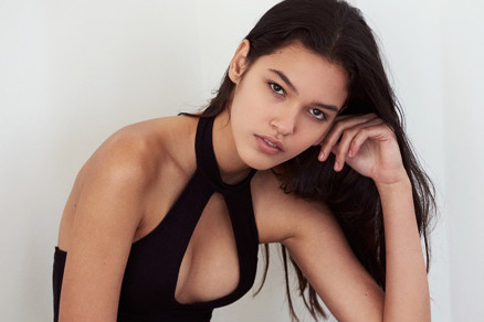 A modelo Izabelle Dantas, de 18 anos, que foi descoberta em shopping de Cuiab