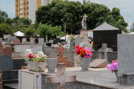 Prefeitura reforou medidas de biossegurana no Dia de Finados