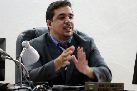 O juiz Marcos Faleiros da Silva, da 11 Vara Militar do Frum de Cuiab