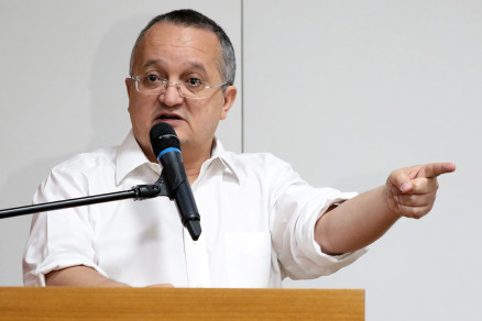 O governador de Mato Grosso Pedro Taques durante reunio nesta sexta-feira