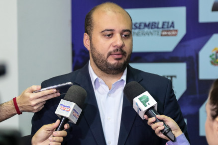 O deputado estadual Leonardo Albuquerque, relator da CPI
