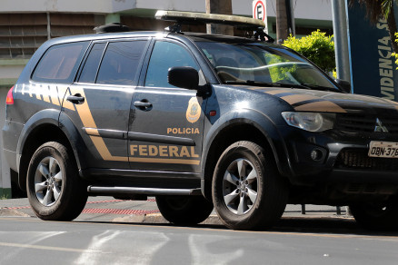PF cumpre mandados que apura desvios na Sade de Cuiab