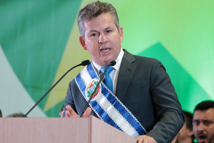 O governador Mauro Mendes: primeiras medidas para votao na Assembleia