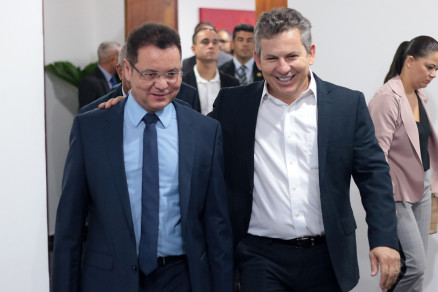 Presidente da Casa, Eduardo Botelho e o governador Mauro Mendes