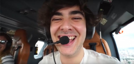 Filho de Galvo Bueno mostra jatinho da famlia