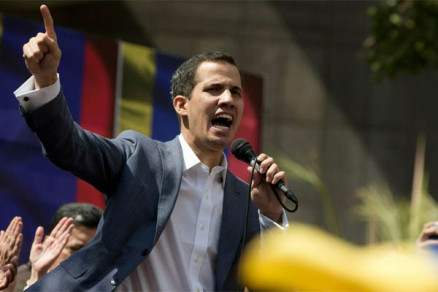 Juan Guaid, presidente da Assembleia Nacional da Venezuela faz um discurso na sexta-feira 