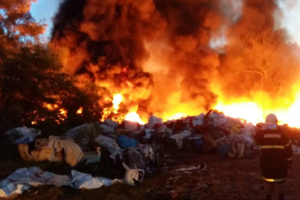 Atendimento  ocorrncia durou 11 horas, segundo o Corpo de Bombeiros