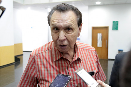 O deputado federal Carlos Bezerra, que quer disputar vaga de Selma Arruda