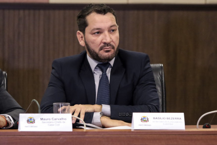 O secret�rio de Estado de Gest�o e Planejamento, Bas�lio Bezerra