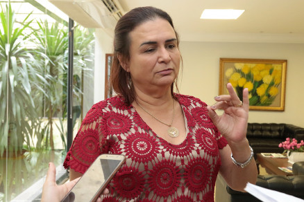 A deputada Federal, Rosa Neide (PT)