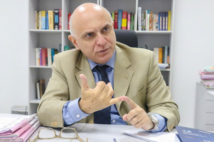 O juiz o juiz Cl�udio Roberto Zeni Guimar�es, que assina a decis�o