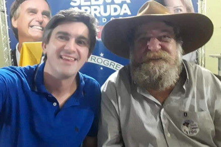 O assessor Rafael Klas Dal B, com o deputado Nelson Barbudo