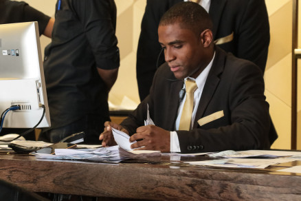 Angelot Lhiorhemy trabalha no Gran Odara Hotel, em Cuiab, h trs anos