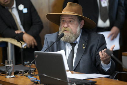 O deputado federal Nelson Barbudo 