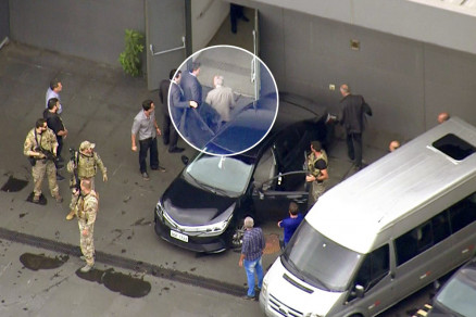 Temer deixa carro no aeroporto de Guarulhos