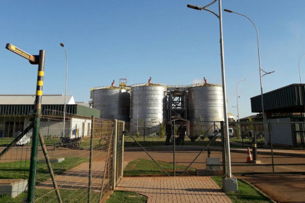 Usina de produo de etanol a partir do milho, em Lucas do Rio Verde,  a primeira instalada no estado