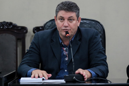 O deputado estadual Valmir Moretto, ru em ao por improbidade