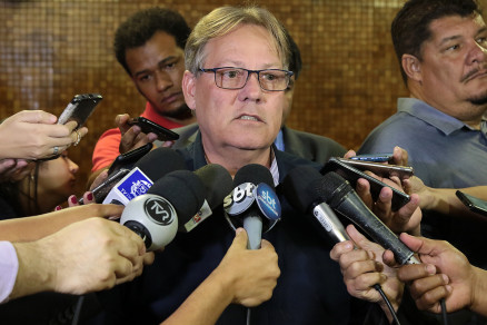O secretrio Gilberto Figueiredo, que citou possvel parcerias com consrcios 
