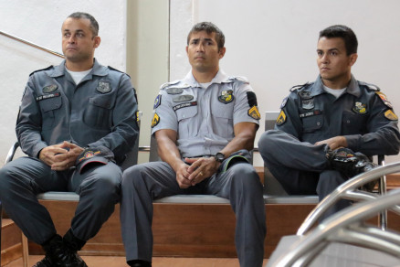 Os policiais militares Joailton Lopes, Werney Cavalcante Jovino e Luclio Jacinto, acusados pela morte de Scheifer