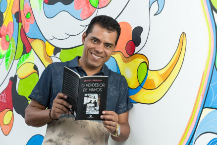Segundo livro do autor, que chamar 'Aretha', est pronto e aguardando publicao
