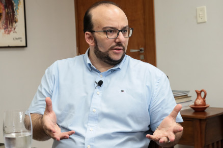 O advogado e escritor Eduardo Mahon, que se considera um cuiabano