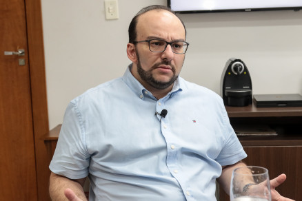 Eduardo Mahon  um dos autores mais prolficos do estado