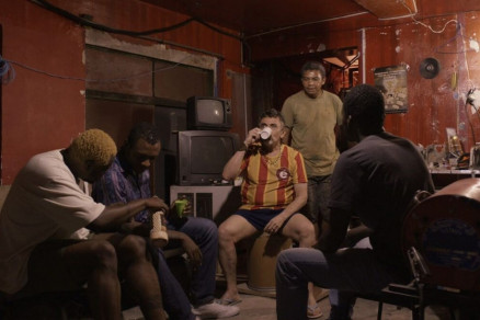 Cena do filme Era o Hotel Cambridge, que ser exibido no CineSesc