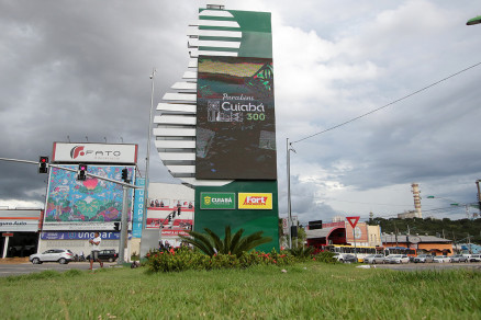 Implantao de painel na Av. Mato Grosso custou R$ 700 mil, segundo dados da assessoria