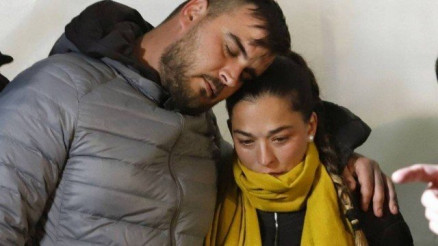 Pais de Julen Rosell, Jos Rosell e Victoria Garca, participaram de viglia na ltima quinta-feira, 24, em Totalan, Espanha