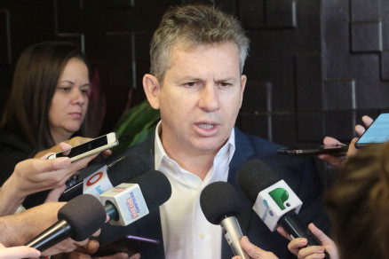O governador Mauro Mendes (DEM), que participou de reunio em Braslia nesta quarta-feira (8)
