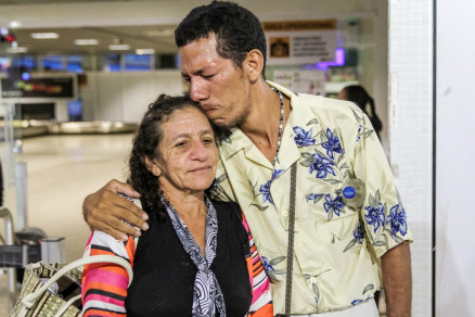 Dagmar Gomes Farias e o filho, Alex: reencontro aps cinco anos