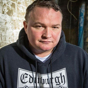 Ator Bradley Welsh