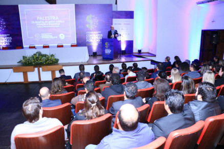 As apresentaes sero divididas entre palestras, oficinas, talk show, painis e laboratrios