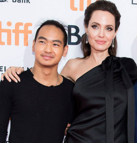 Angelina Jolie e Maddox em setembro de 2017 