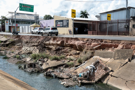 Obra deveria ter sido entregue antes da Copa do Mundo de 2014, quando Cuiab foi cidade sede dos jogos.