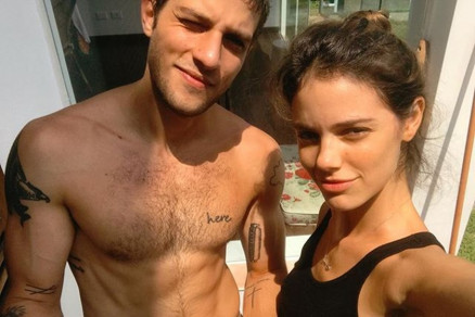 Chay Suede e Laura Neiva