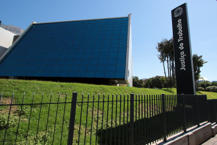 A sede do Tribunal Regional do Trabalho, em Cuiab