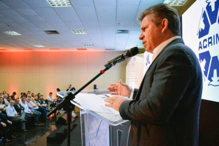 O governador Mauro Mendes, durante evento de abertura da Acricorte