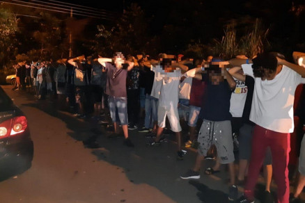Festa rave contava com 800 convidados, em sua maioria, menores de idade 