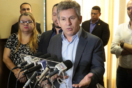 O governador Mauro Mendes, que enfrenta greve dos servidores da Educao desde o dia 27 de maio