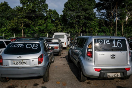 Veculos leiloados foram apreendidos e no reclamados em Cuiab e no norte do Estado
