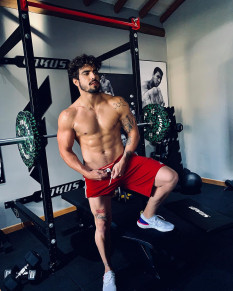 Caio Castro
