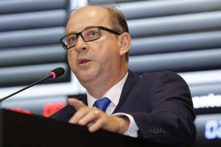 Dr. Eug�nio concorre � reelei��o como o deputado do Araguaia