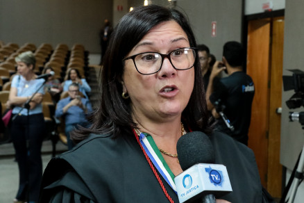 Desembargadora Helena Maria Bezerra Ramos, que derrubou liminar